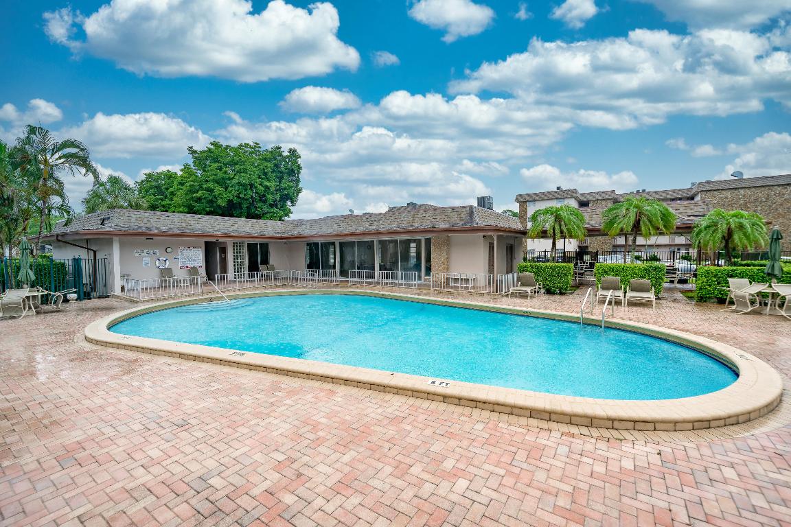 8141 SW 24th Court 108, Davie Unit: 108