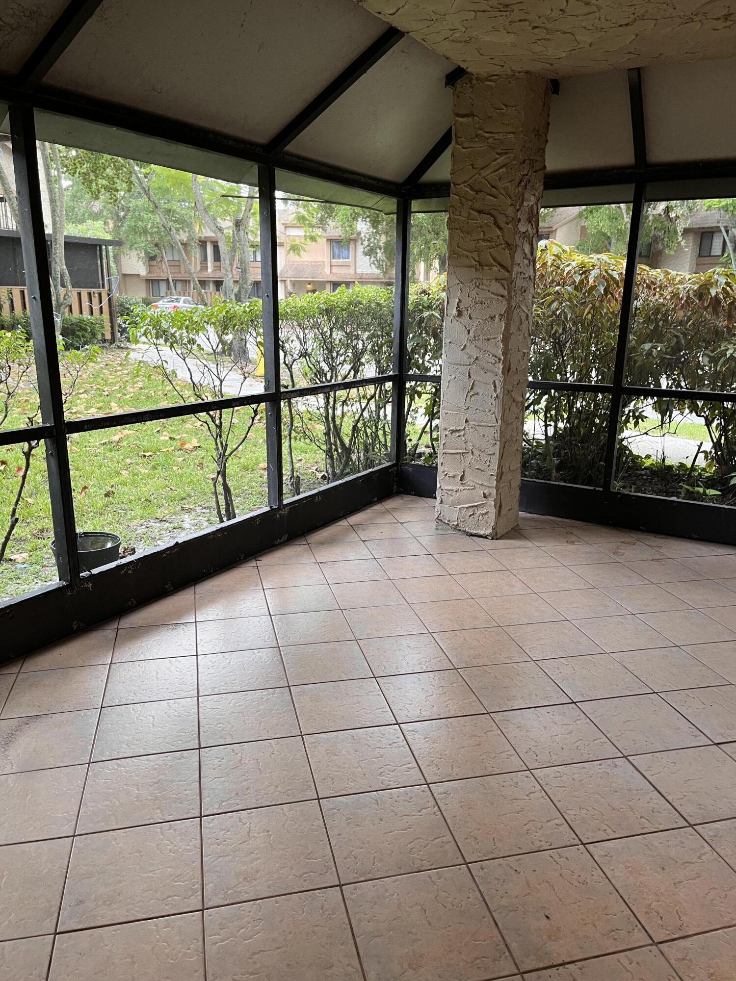 208 Wimbledon Lake Drive 208, Plantation Unit: 208