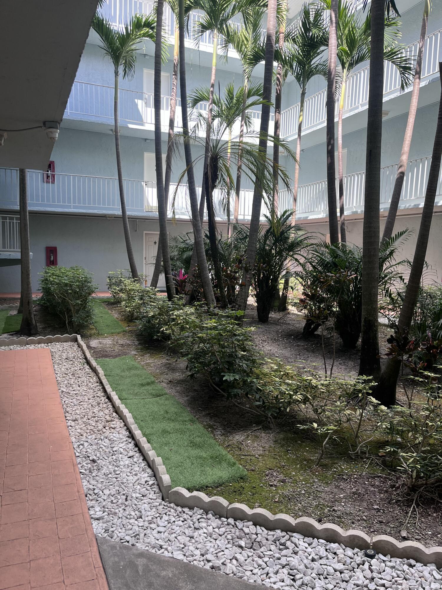 505 S Pine Island Road 407b