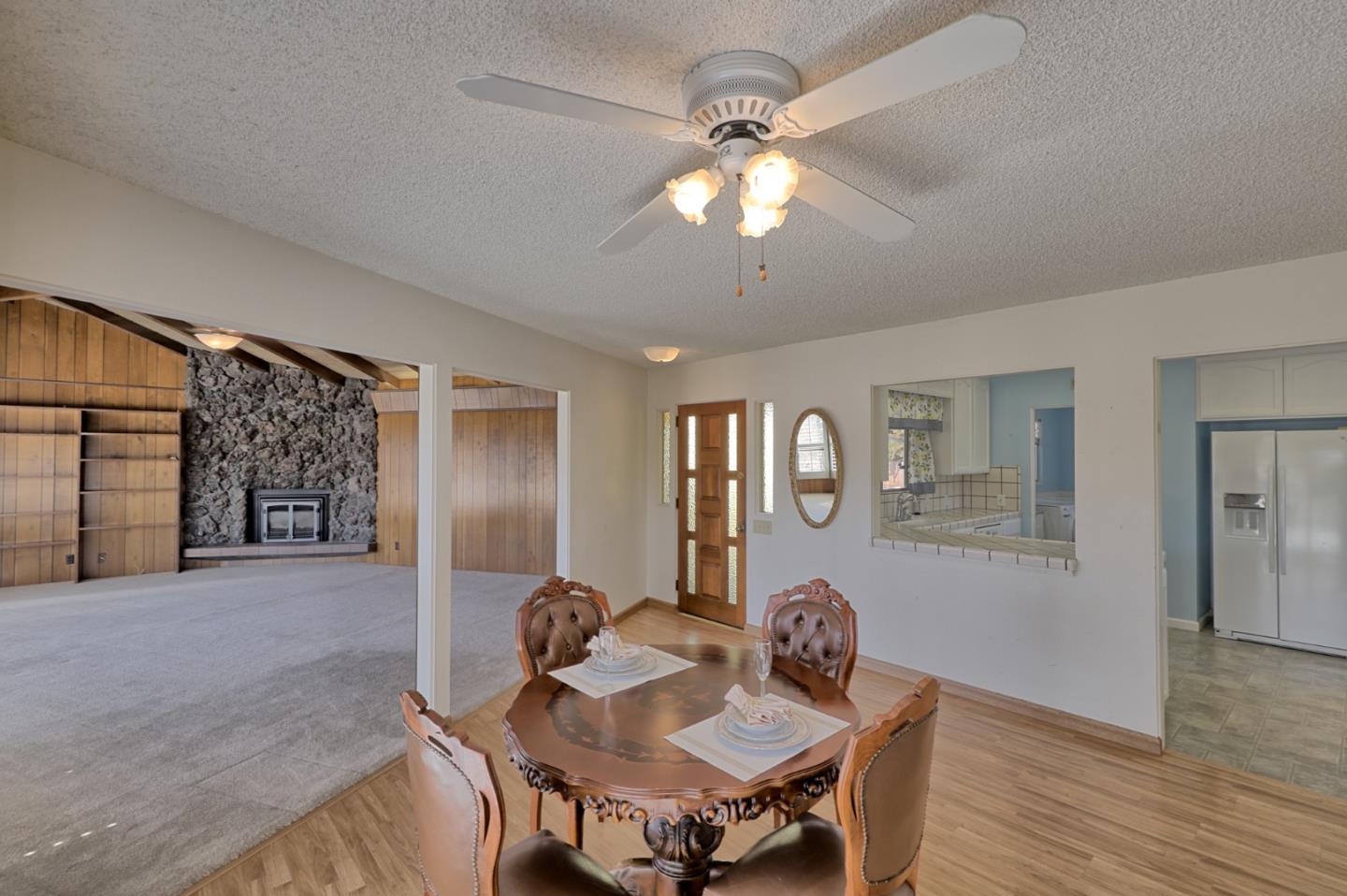 262 Donald DR