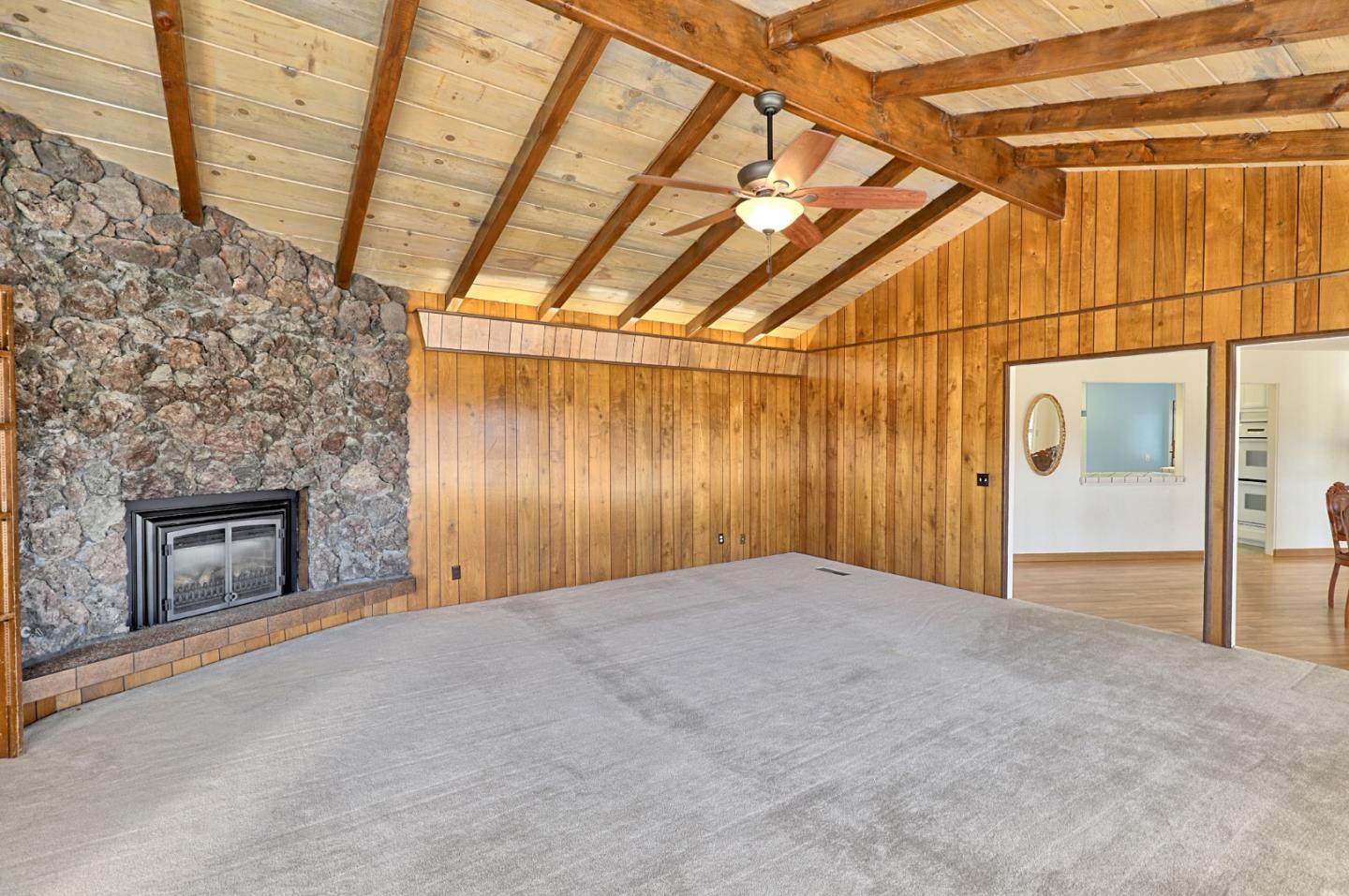 262 Donald DR