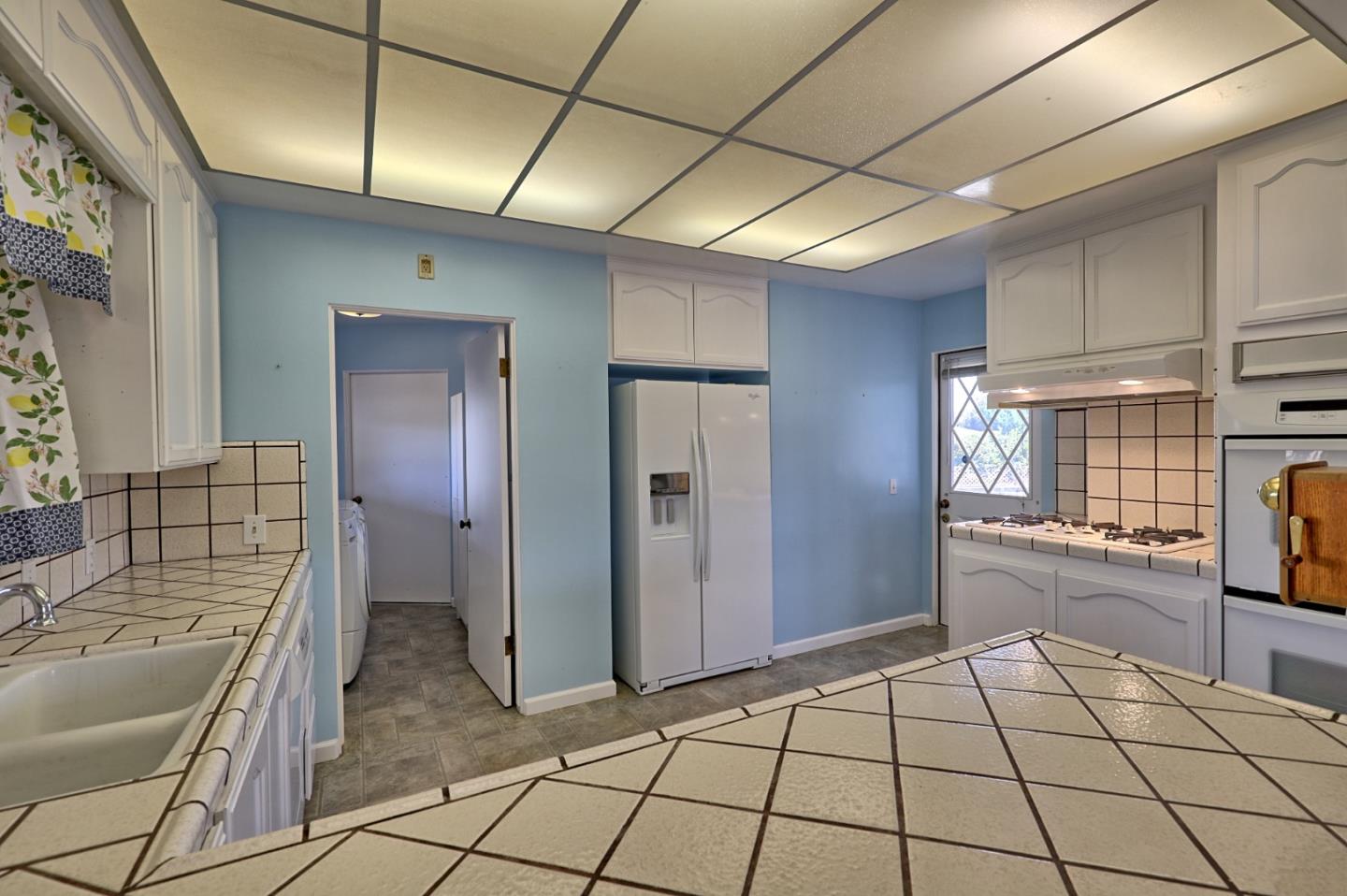 262 Donald DR