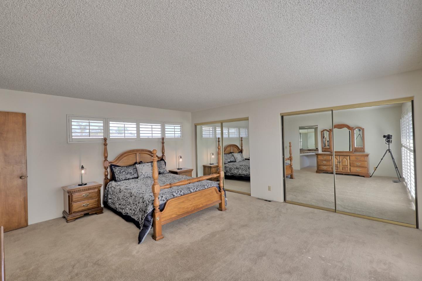262 Donald DR