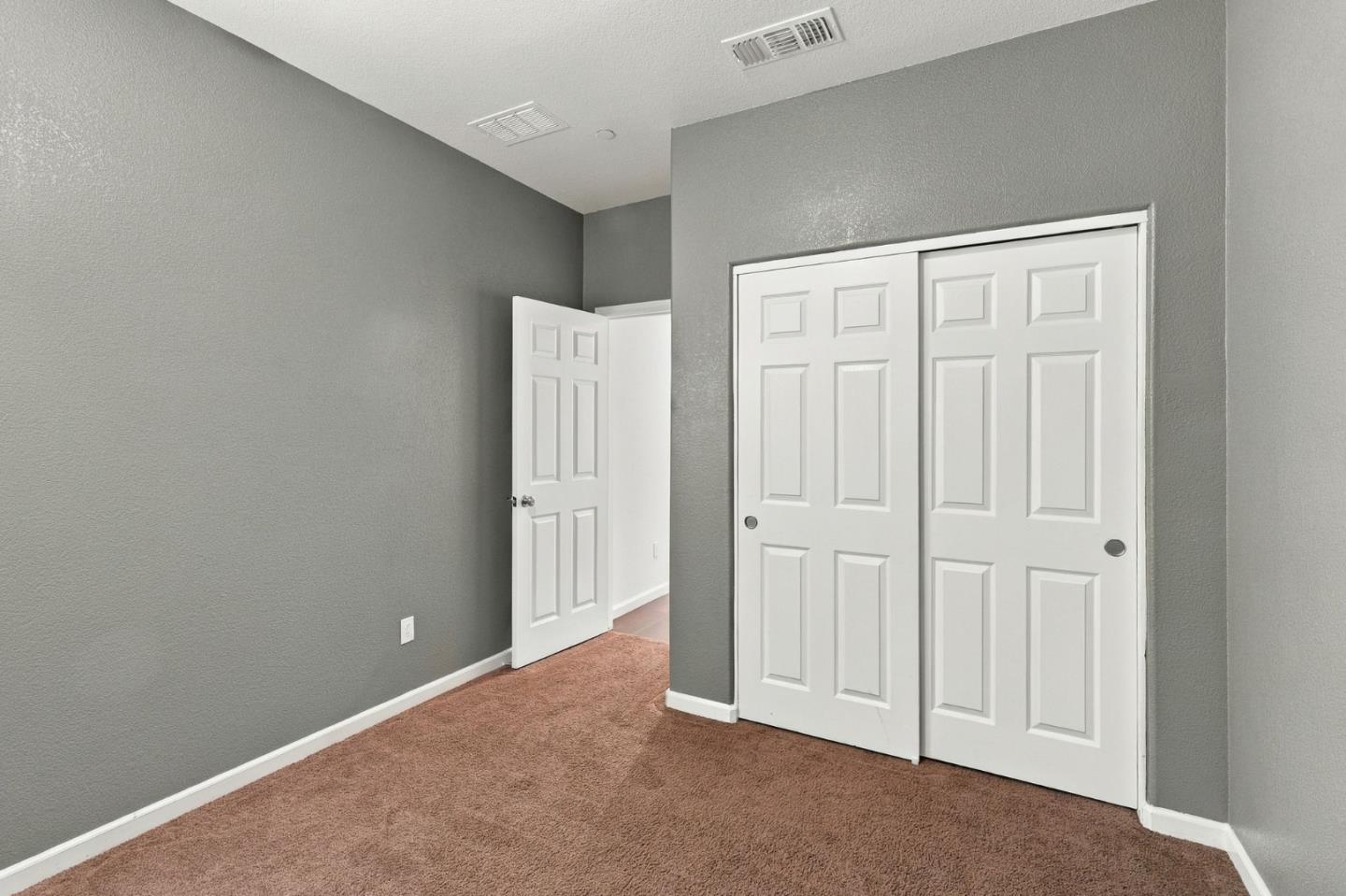 844 Castellona DR