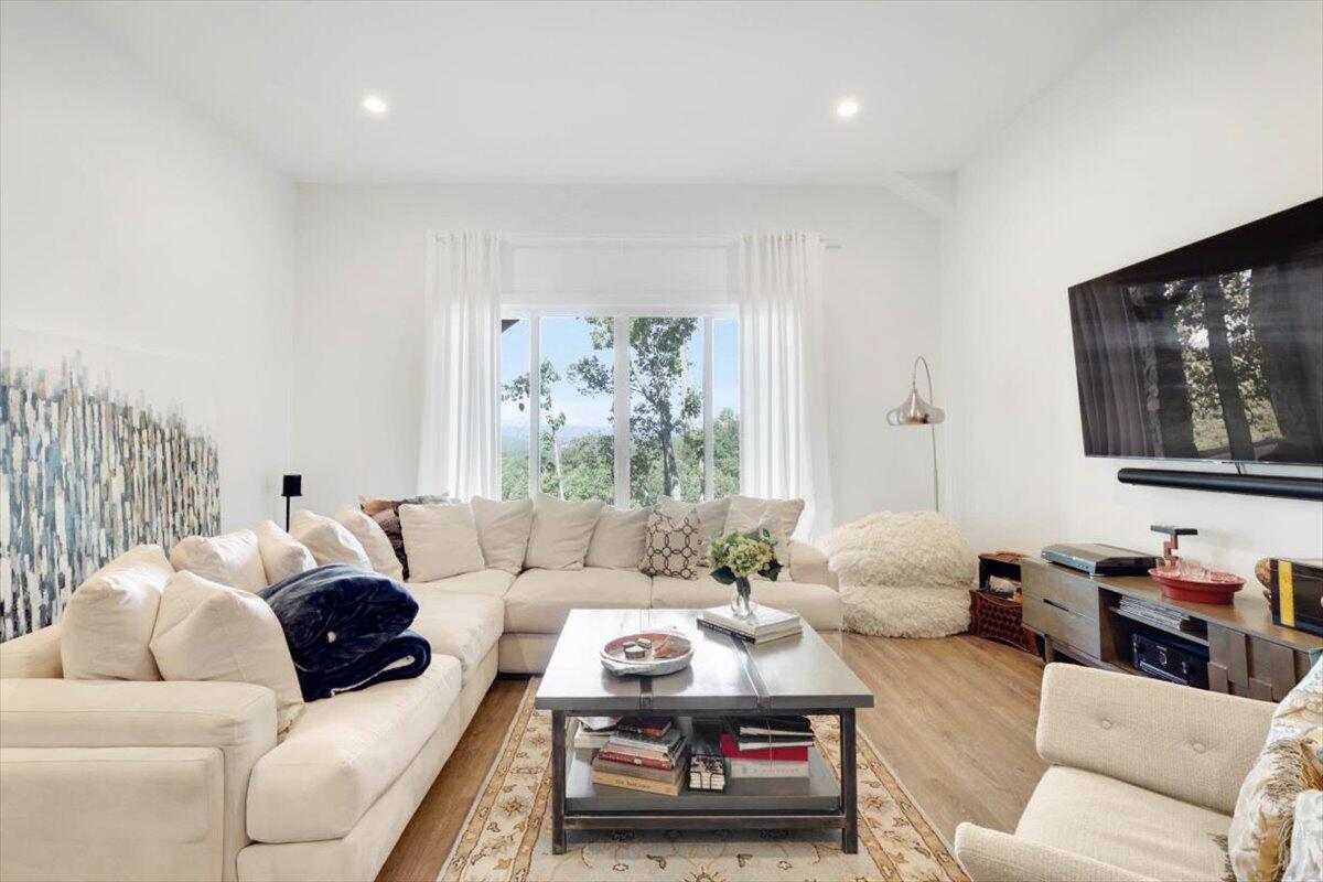 9934 Caseview Drive