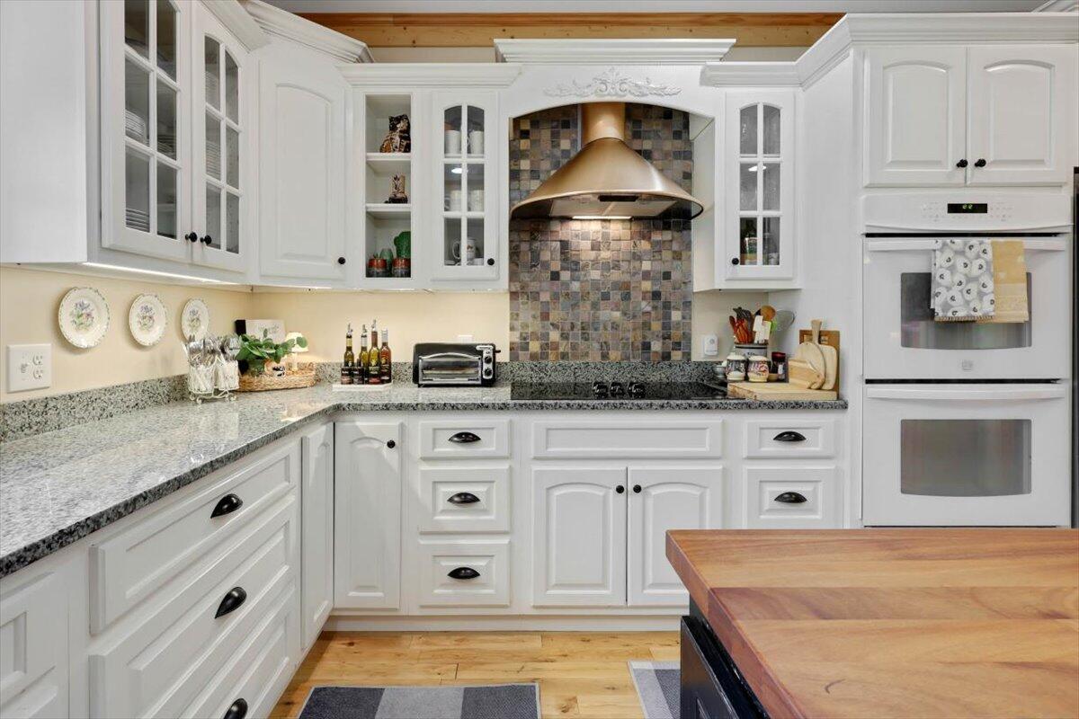 9857 Caseview Drive