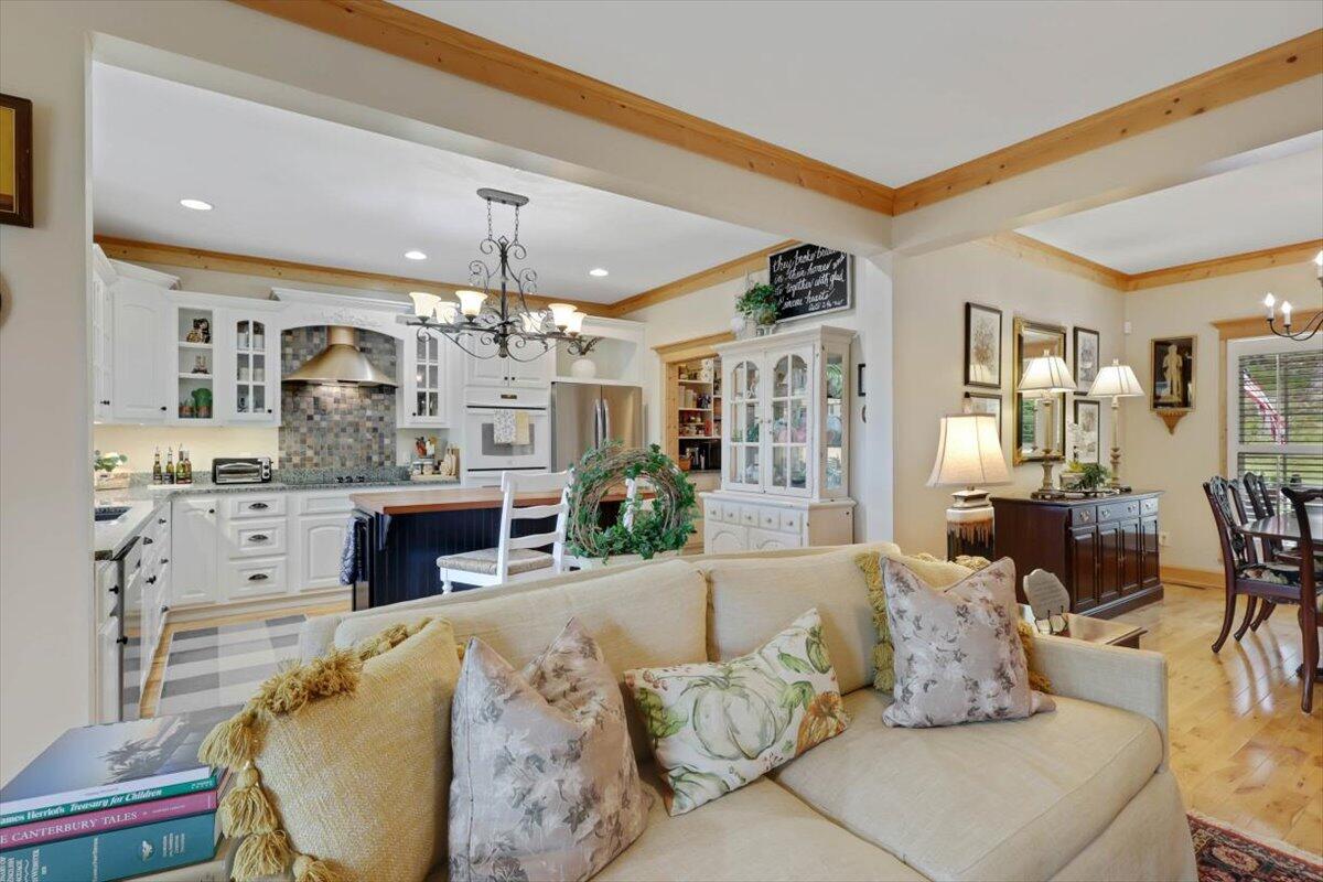 9857 Caseview Drive