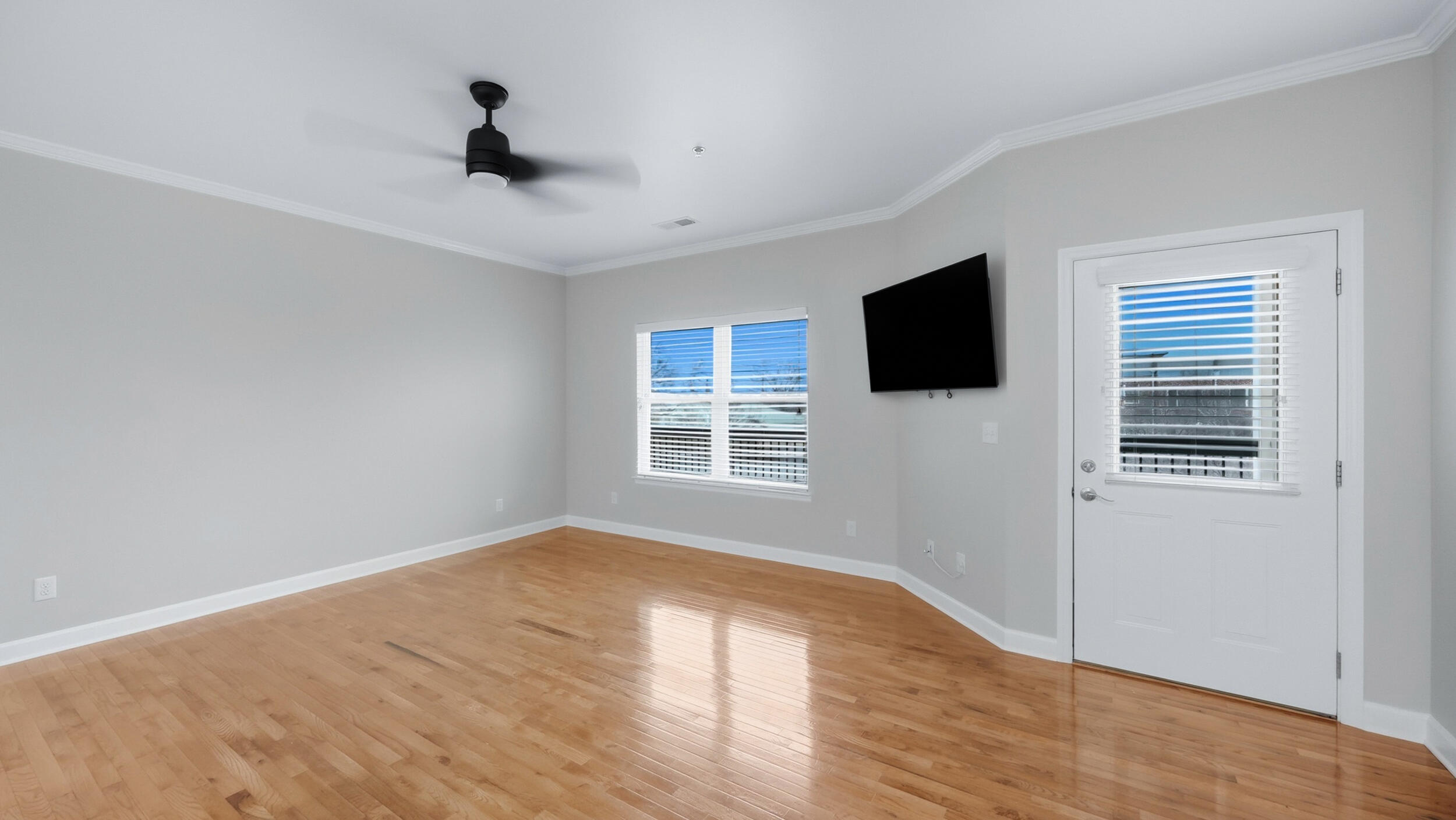 229 Delmont Street, 259