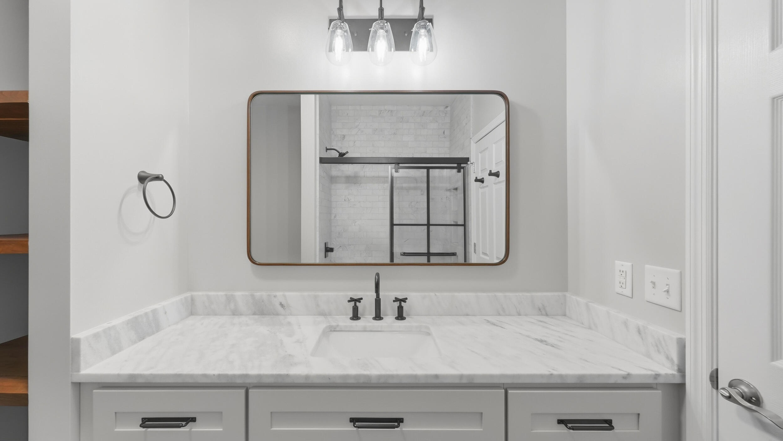 229 Delmont Street, 259