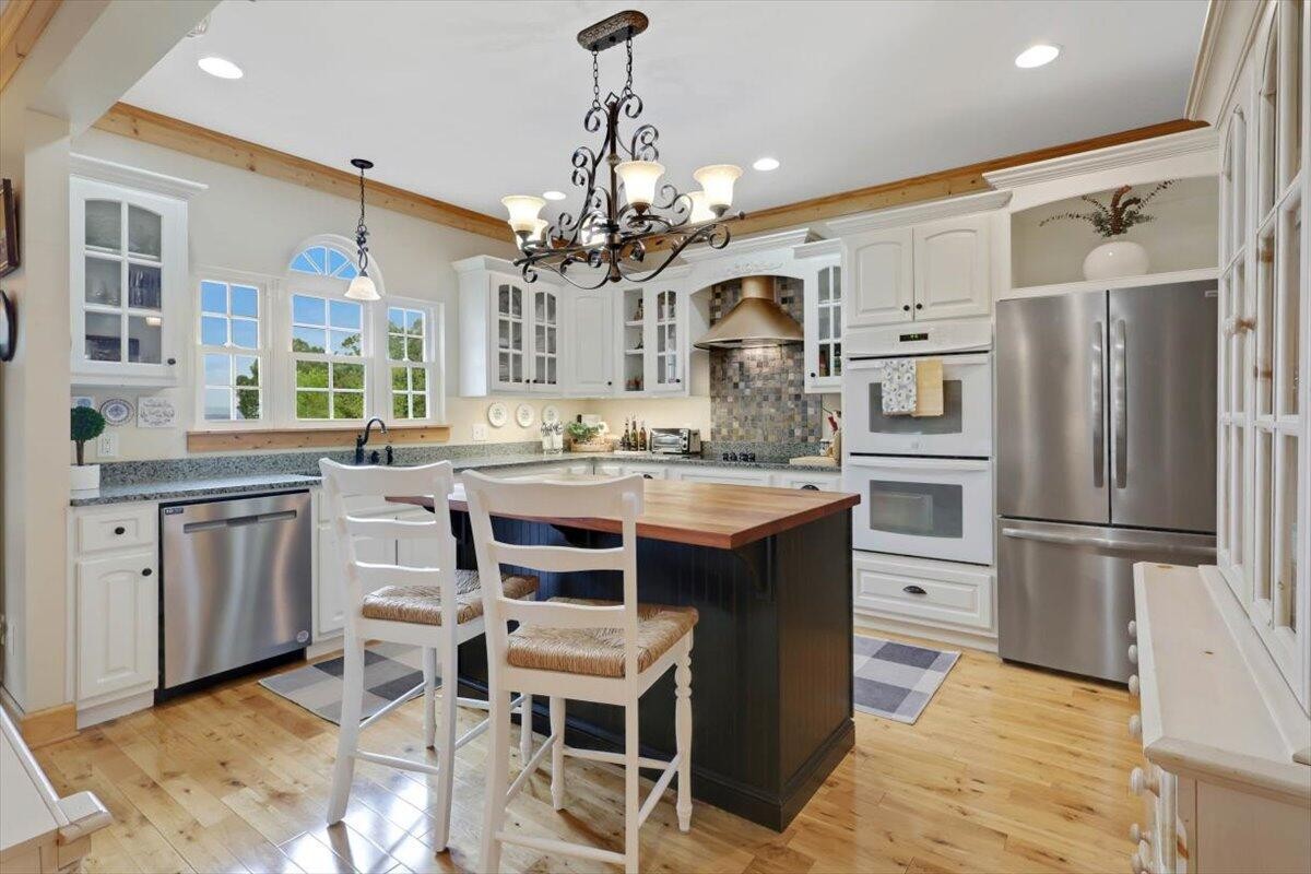 9857 Caseview Drive