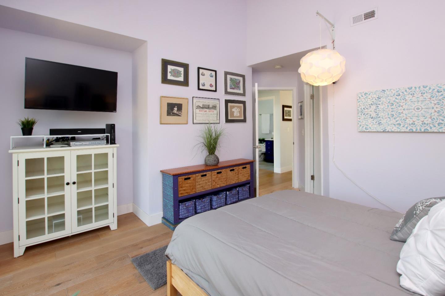 6250 Cabot Court