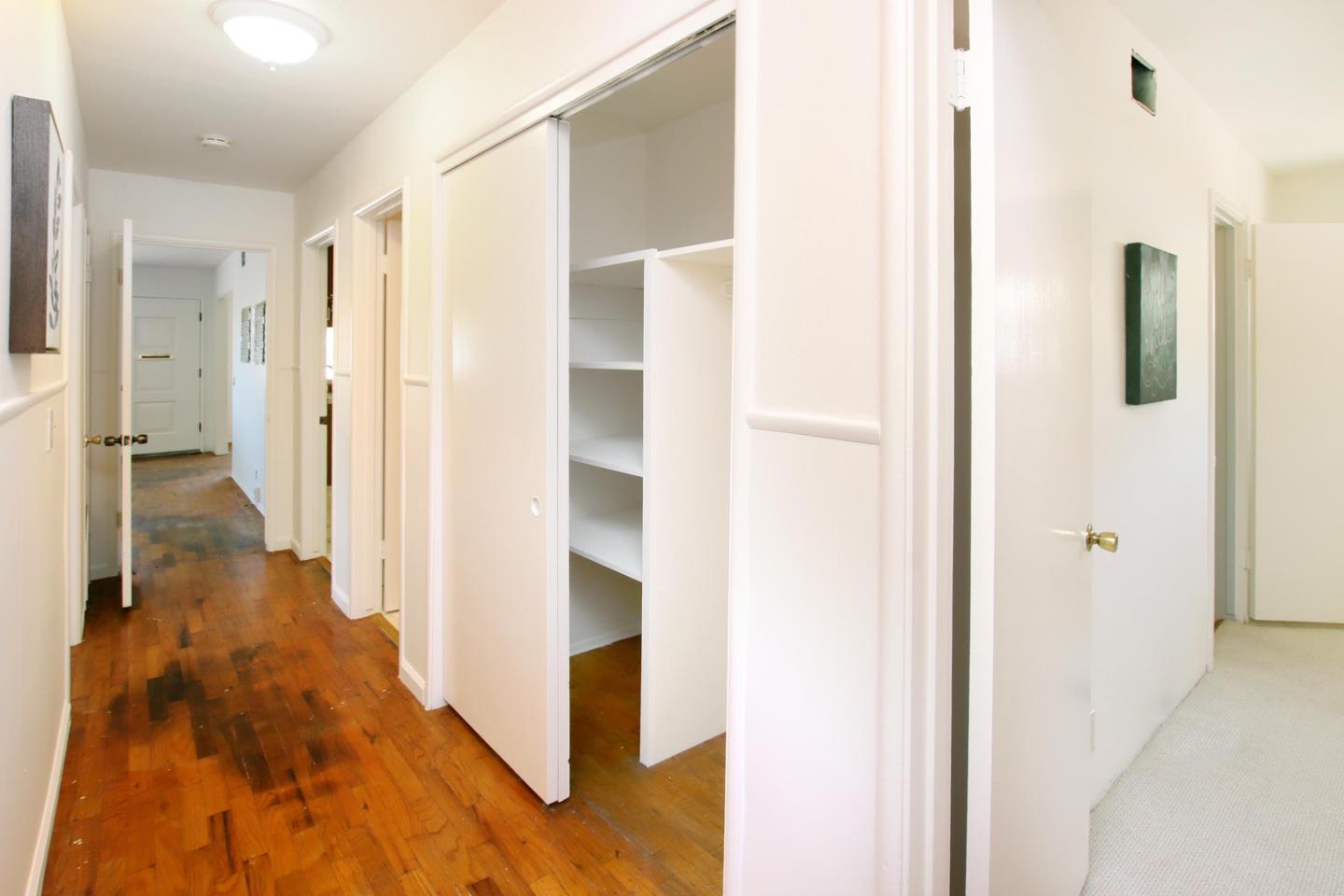 29 Kralj Drive