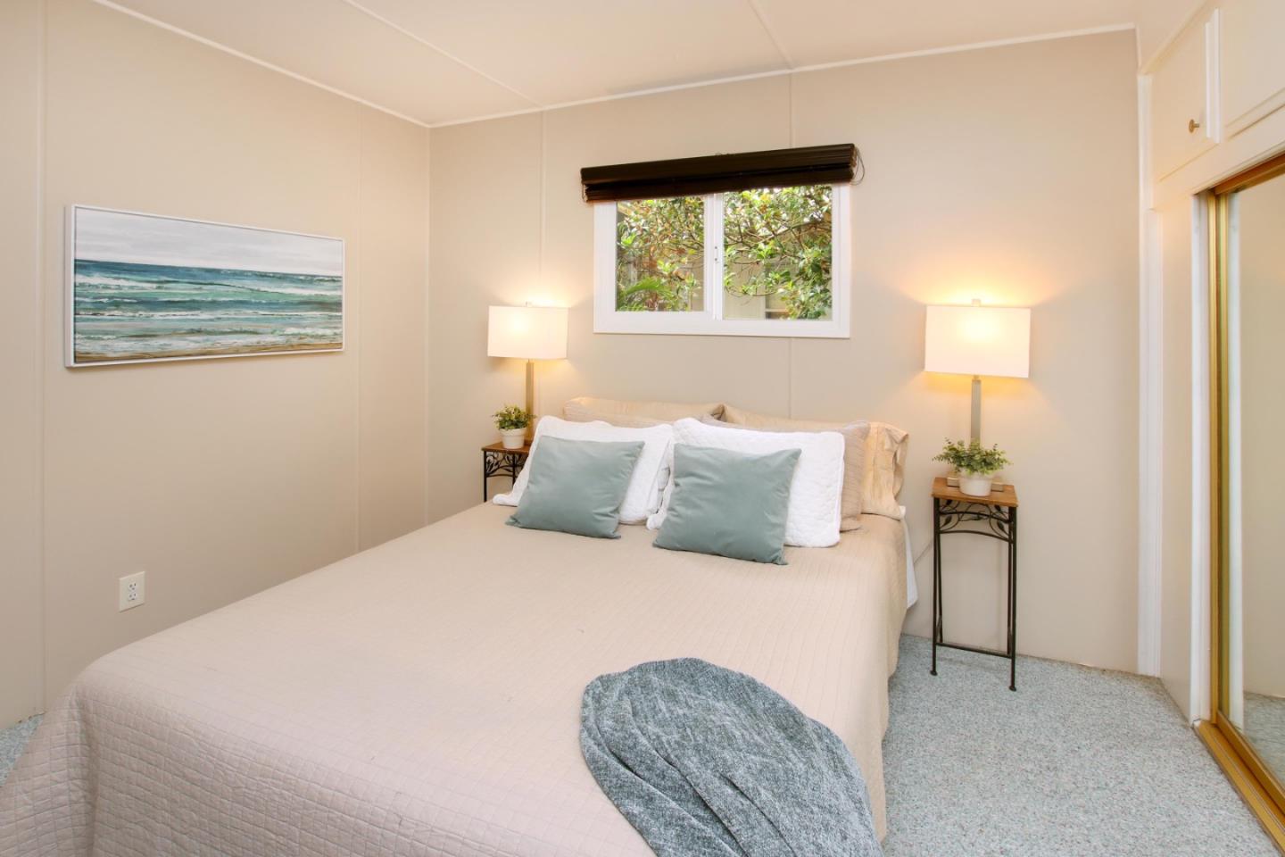 220 Mar Vista 60