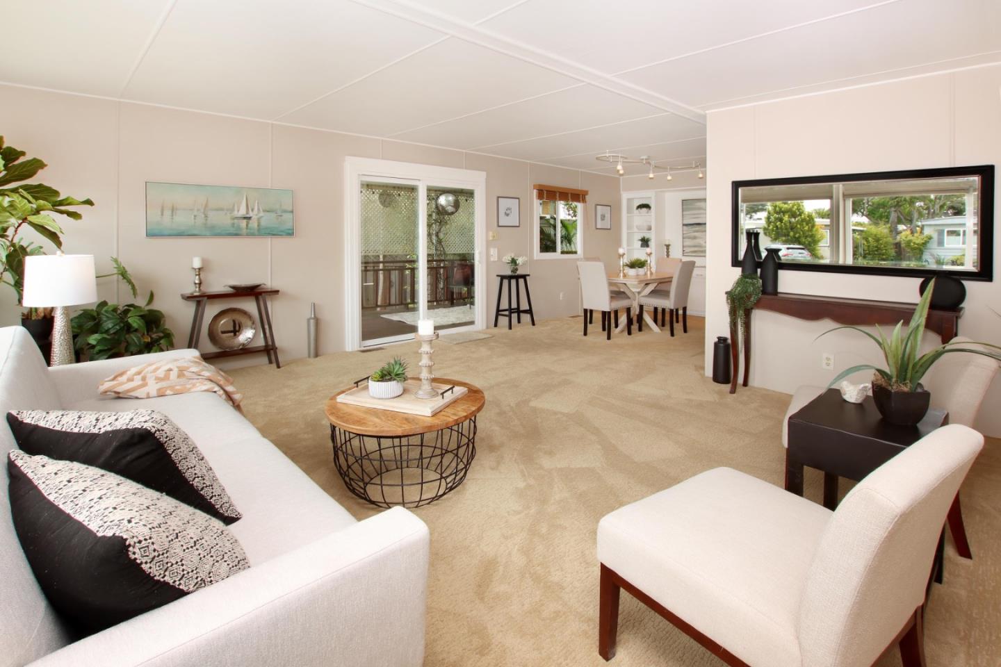 220 Mar Vista 60