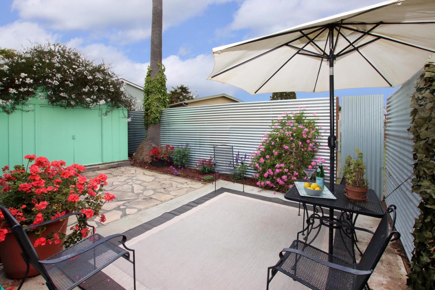 220 Mar Vista 60