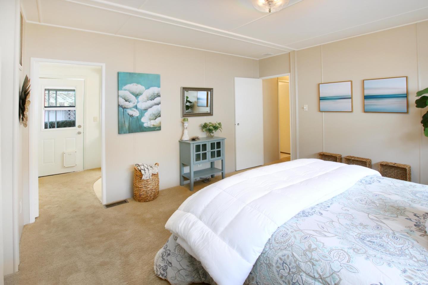 220 Mar Vista 60