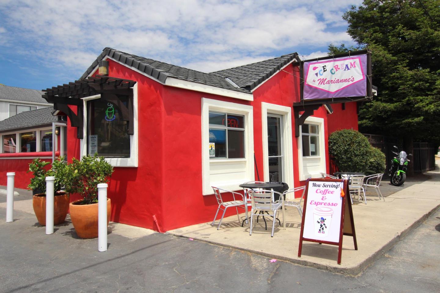 220 Mar Vista 60