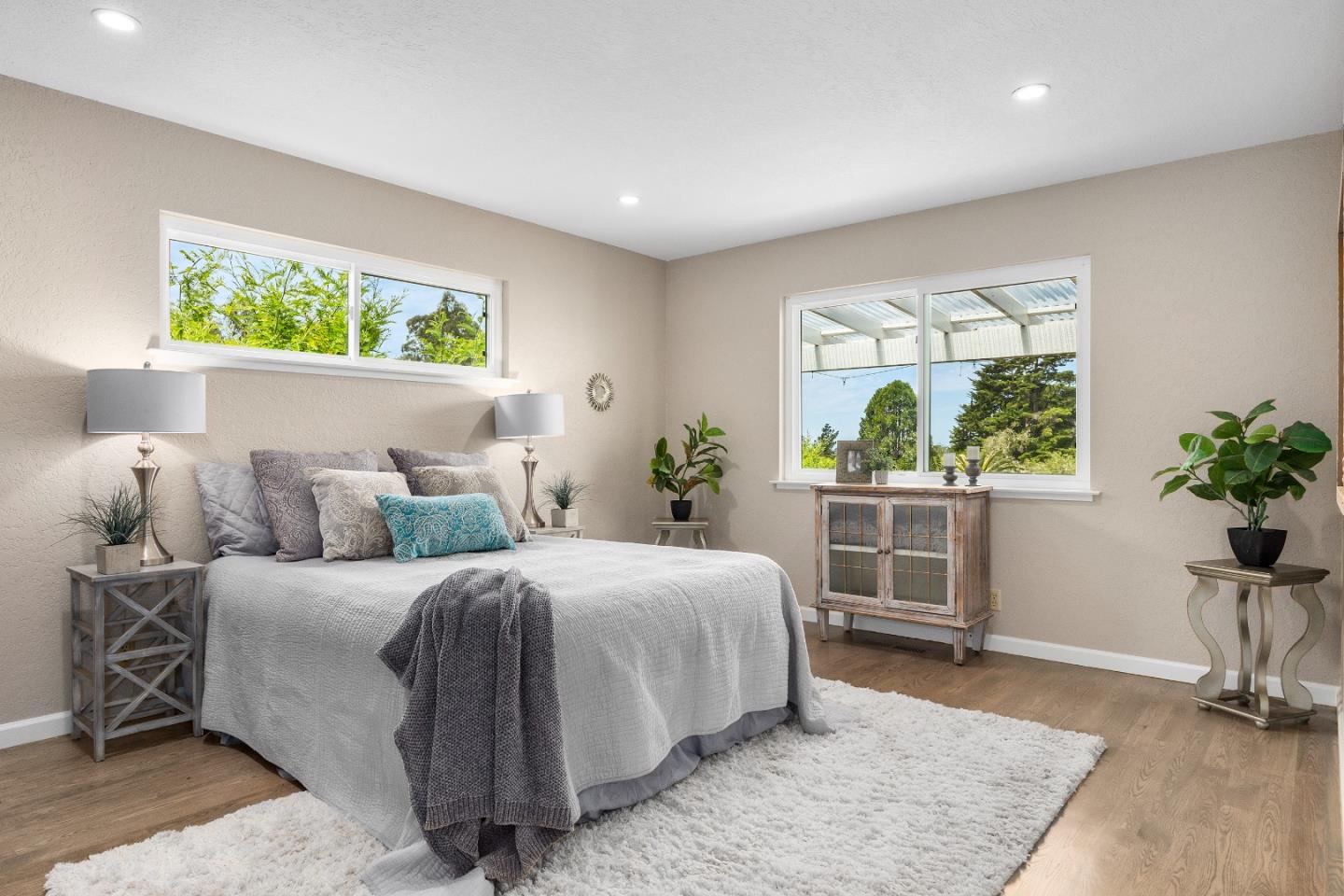 10 Morehouse DR