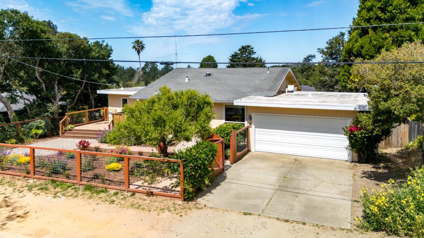 10 Morehouse DR