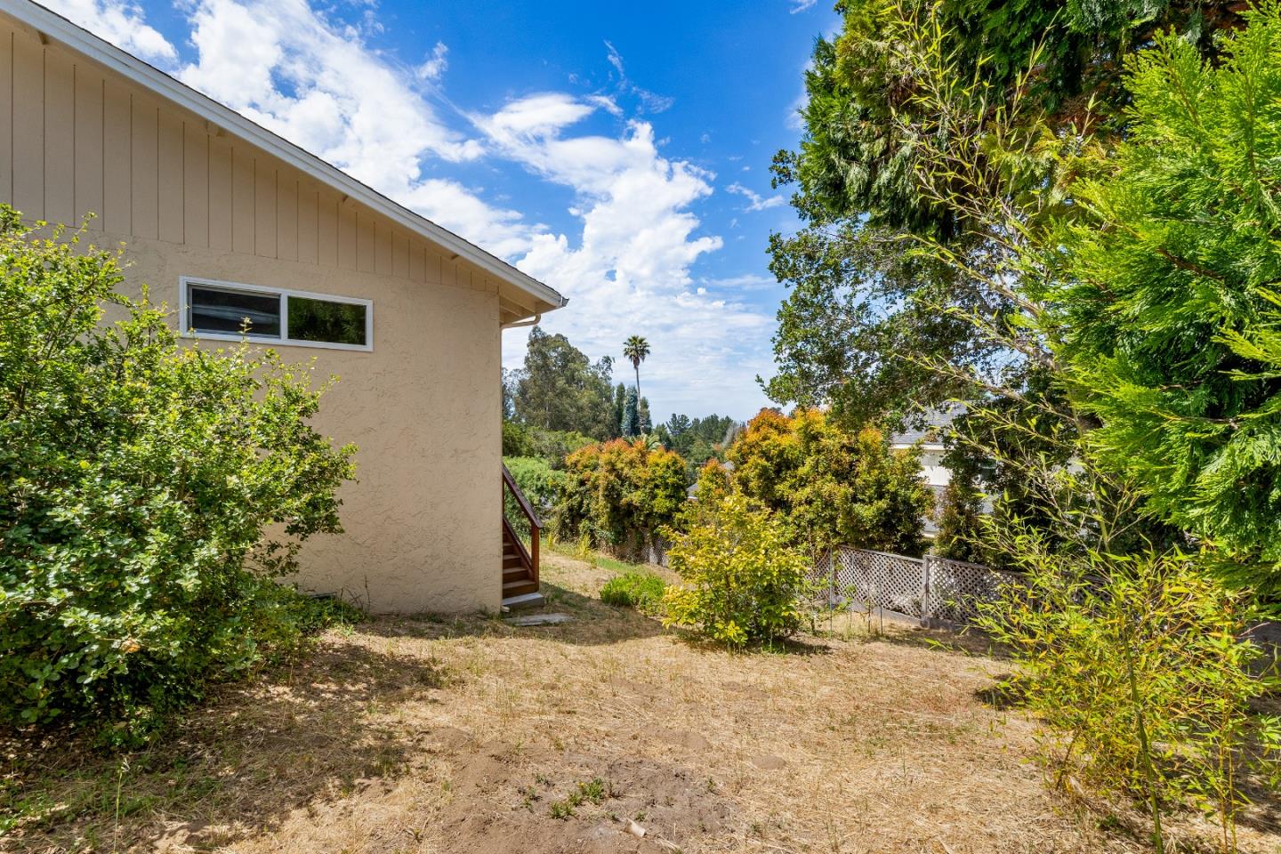10 Morehouse DR