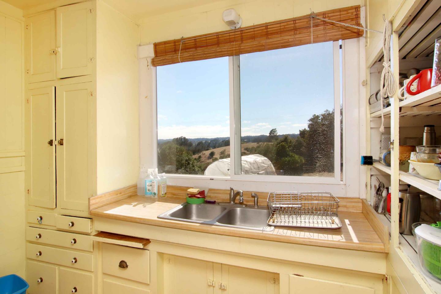 46 Valley View Road