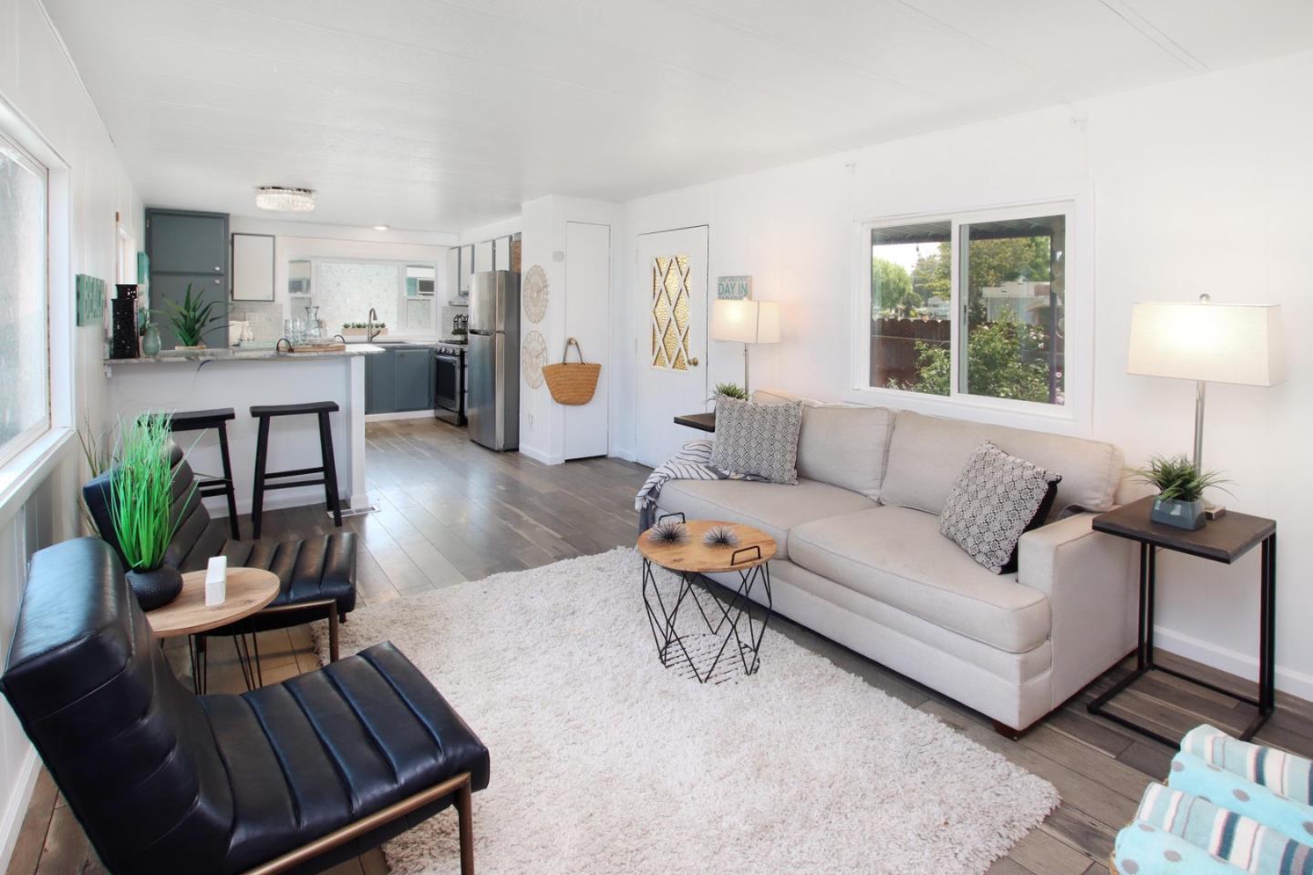 220 Mar Vista Unit: 74