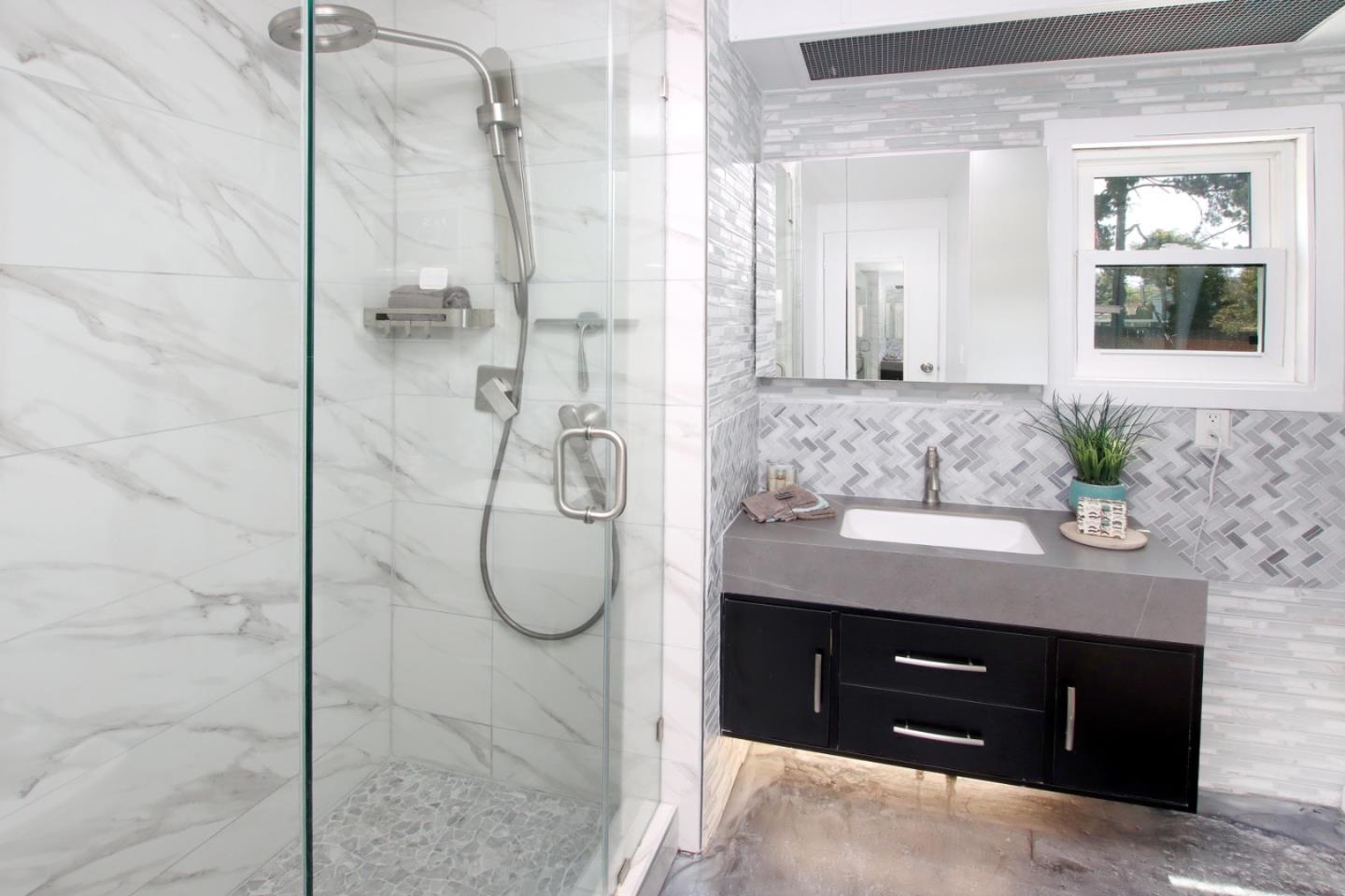 220 Mar Vista Unit: 74