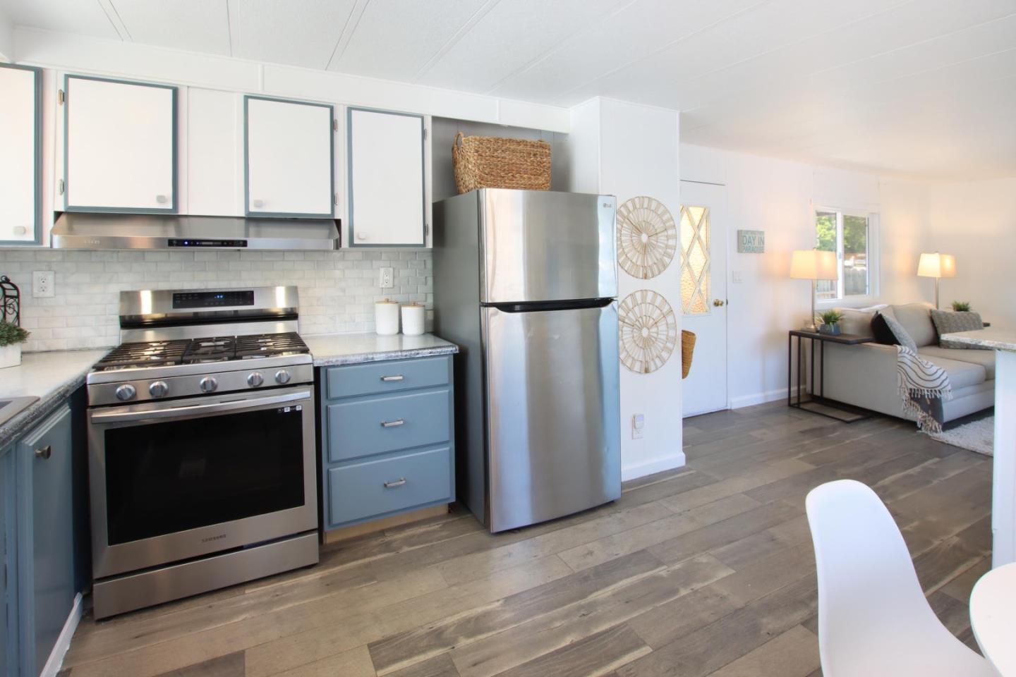 220 Mar Vista Unit: 74