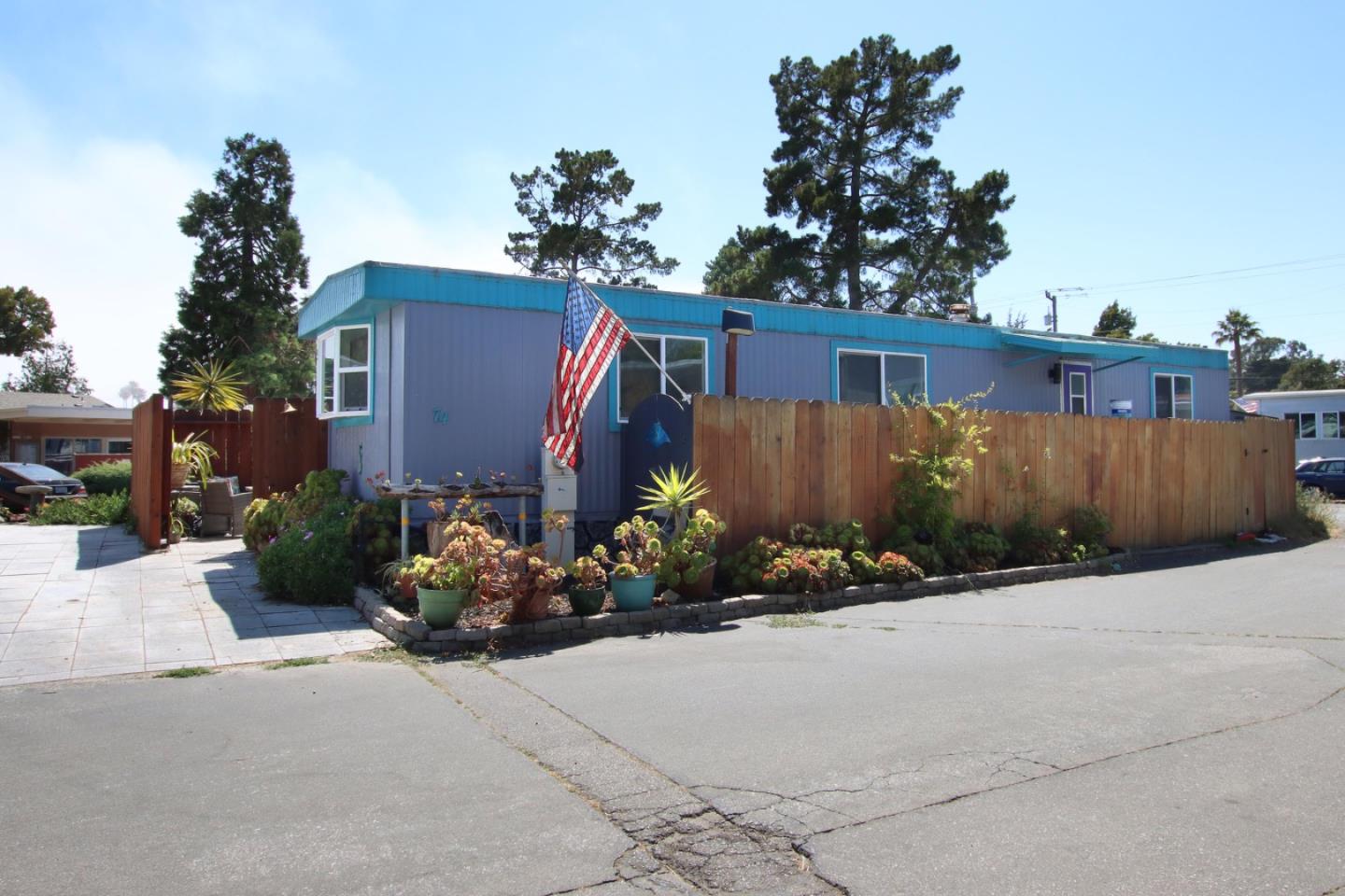 220 Mar Vista Unit: 74