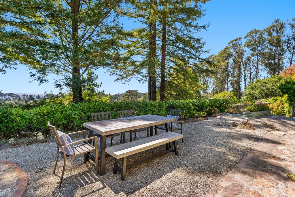 33 Aqua View Drive
