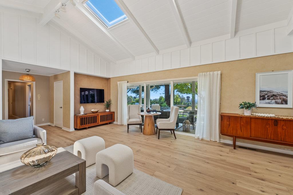 33 Aqua View Drive