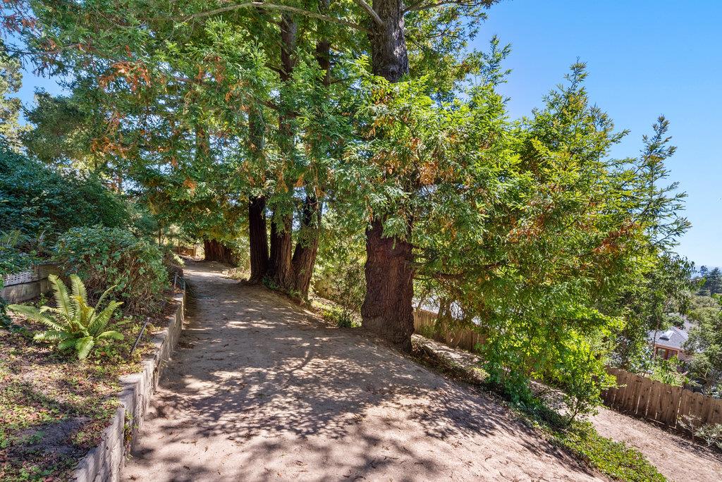 33 Aqua View Drive