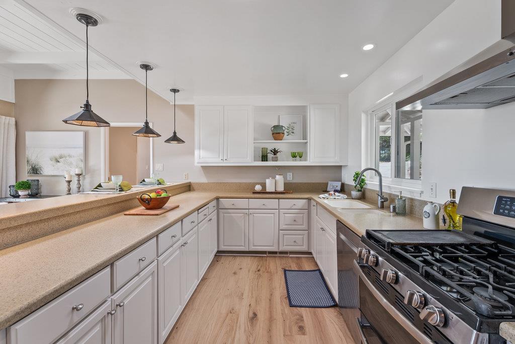 33 Aqua View Drive