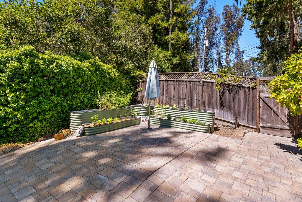 33 Aqua View Drive