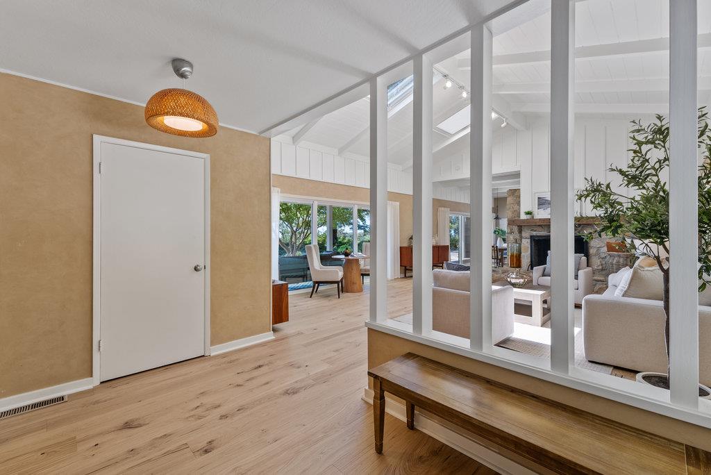 33 Aqua View Drive