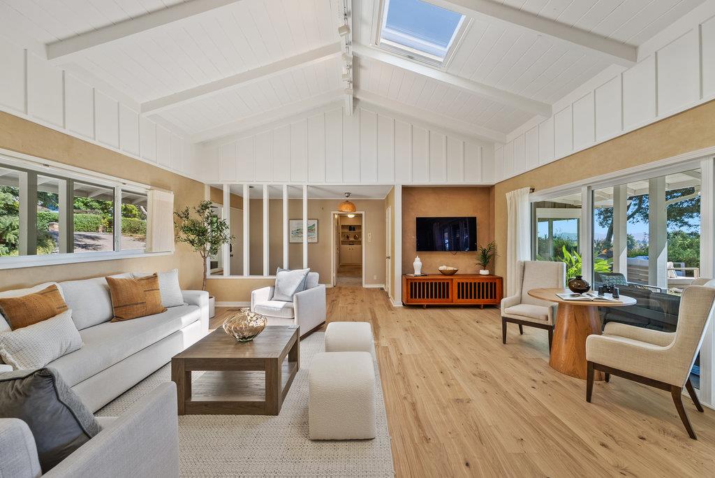 33 Aqua View Drive