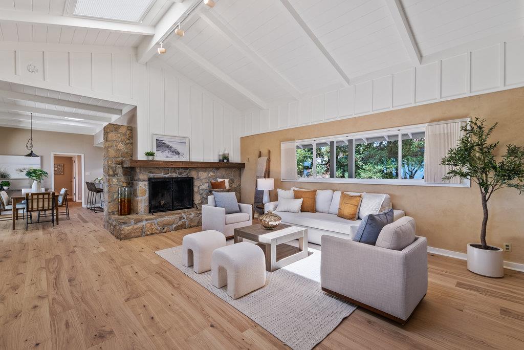 33 Aqua View Drive