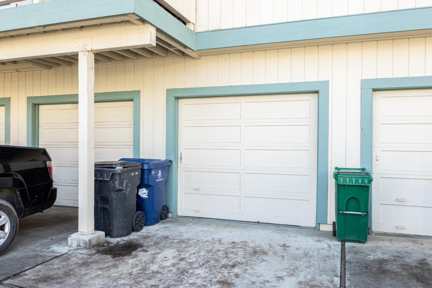 253 Green Meadow Drive C