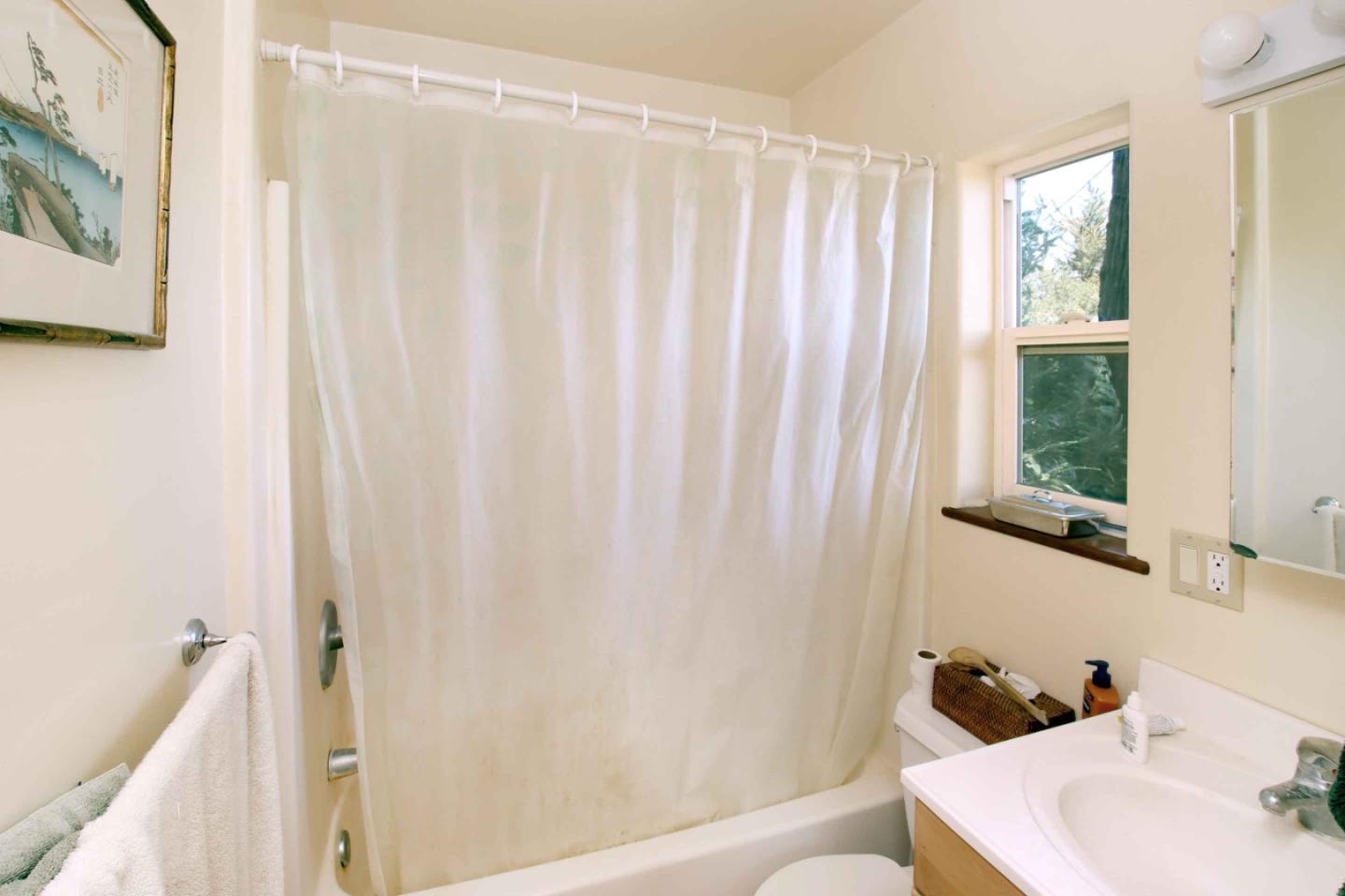 46 Valley View Drive