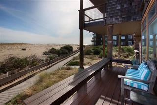 53 Pelican Point