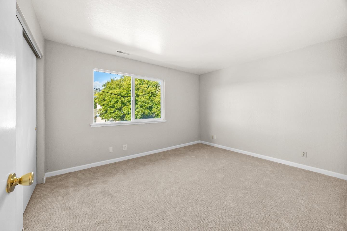 253 Green Meadow Drive C