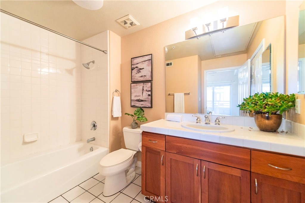 330 J St. #406