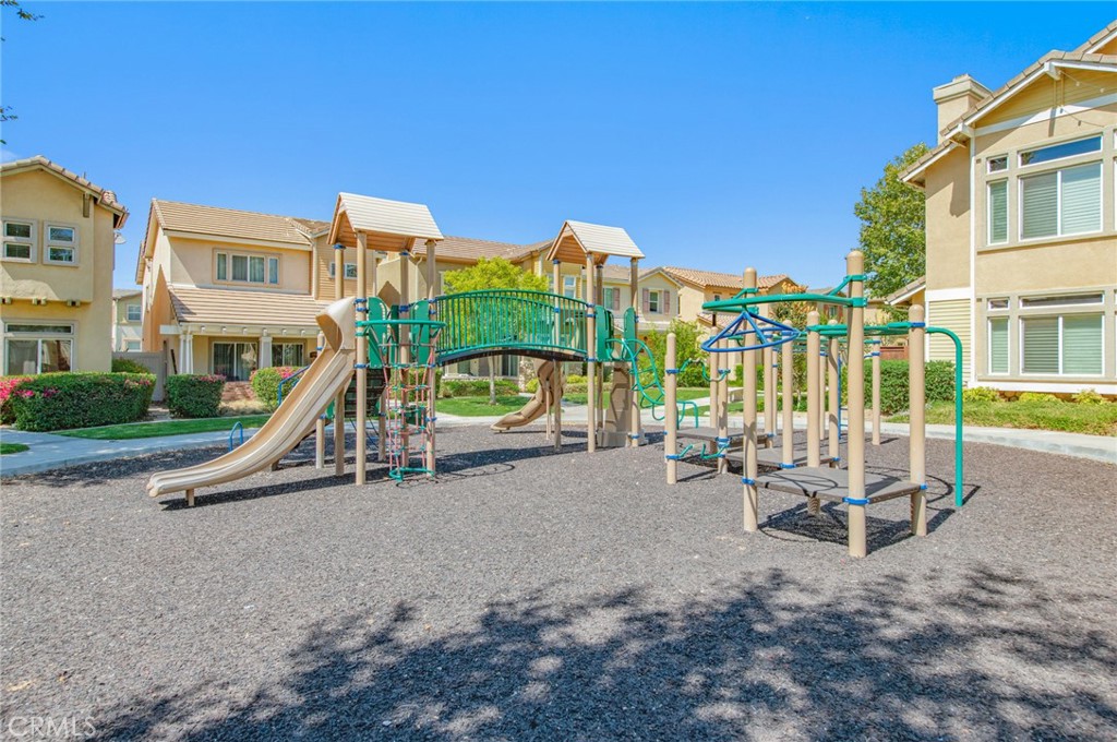 4947 Plumtree Court