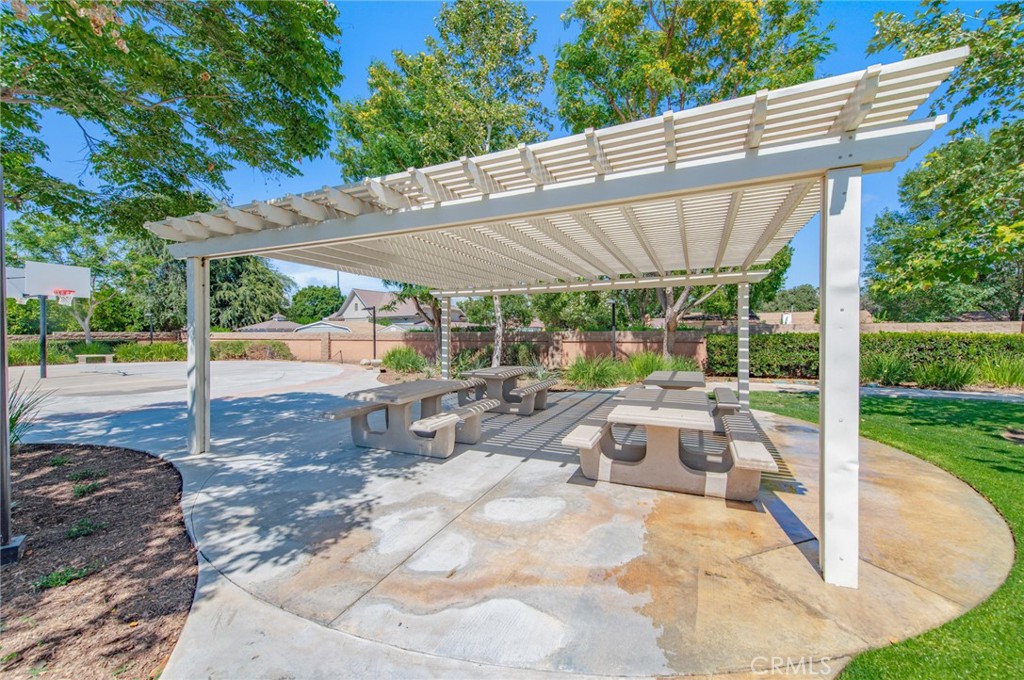 4947 Plumtree Court