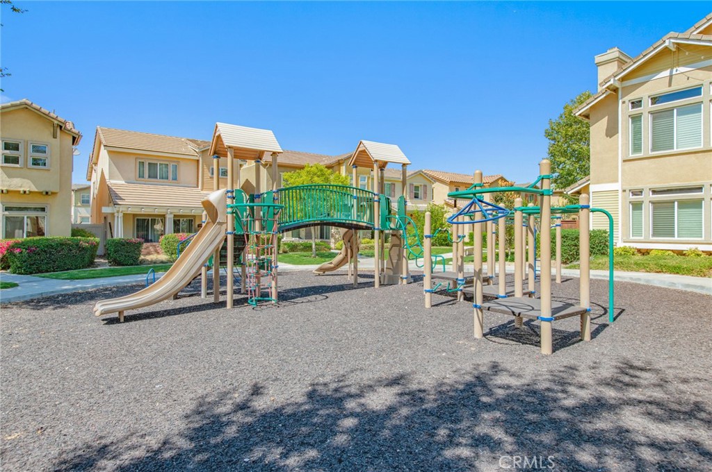 4947 Plumtree Court