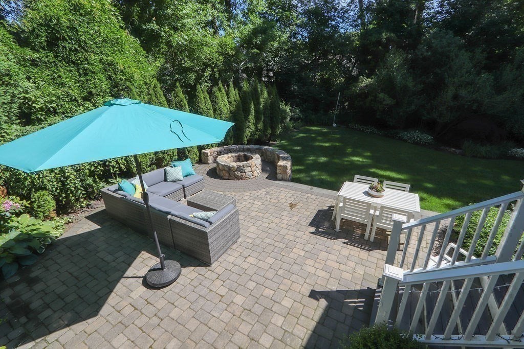 401 High Rock Street 