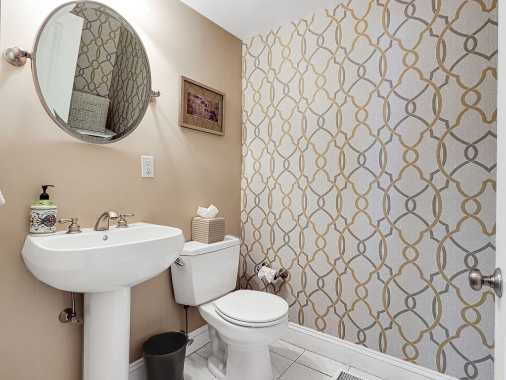 401 High Rock Street 