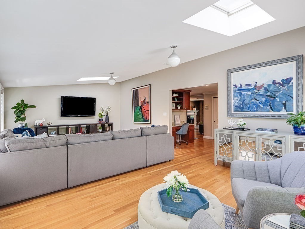 401 High Rock Street 