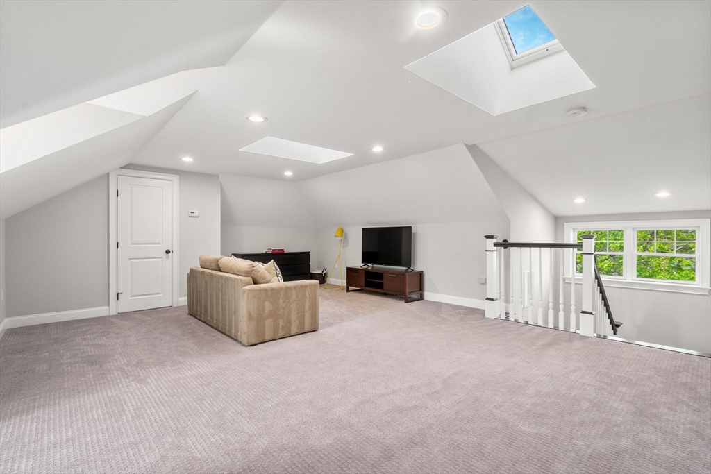 45 Rockwood Lane