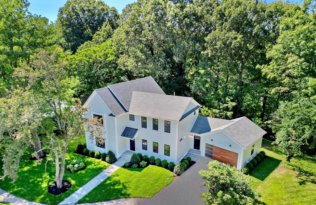 40 Lake Dr.